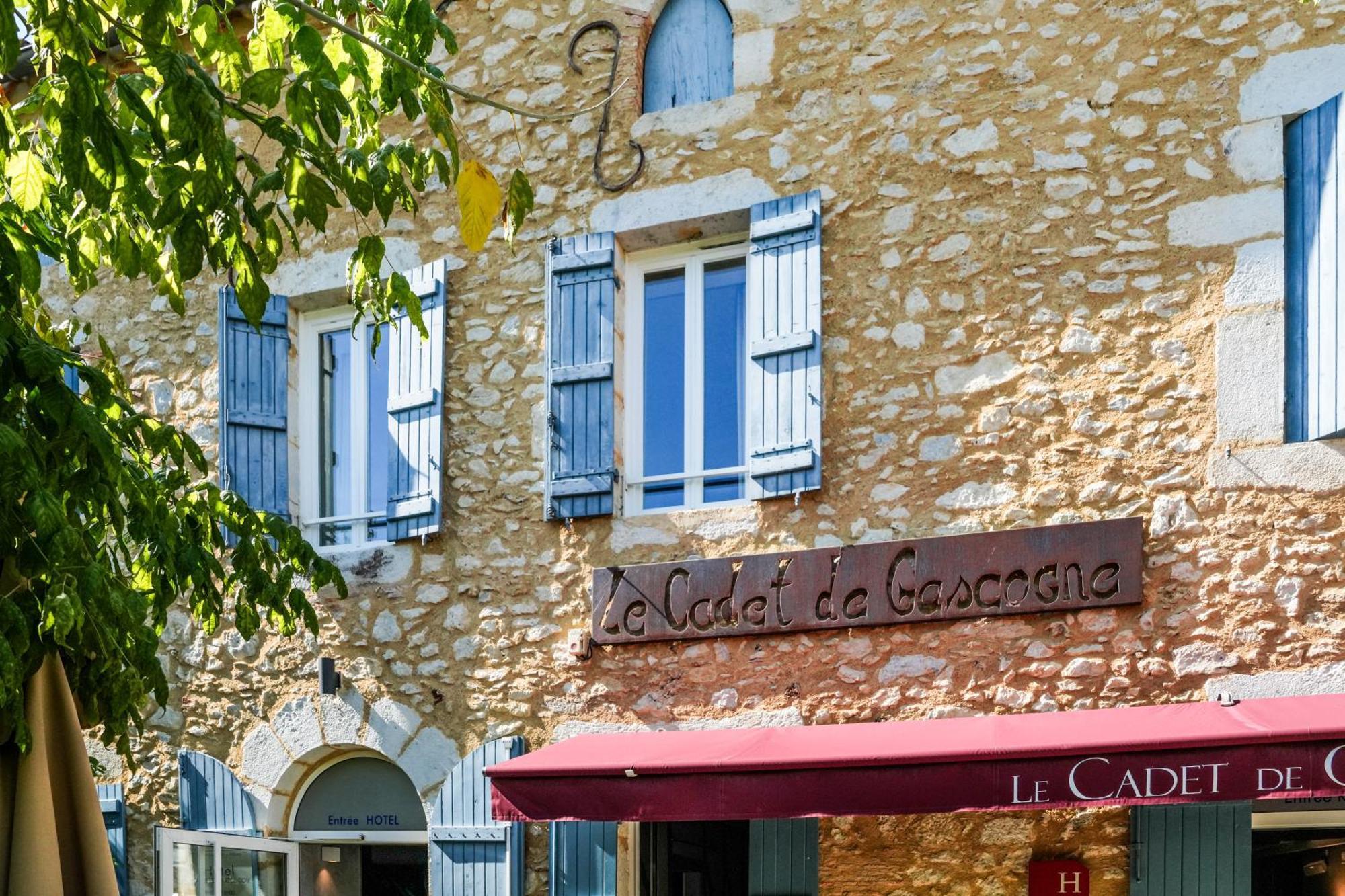 Logis Hotel & Restaurant Le Cadet De Gascogne Saint-Justin  Exterior photo
